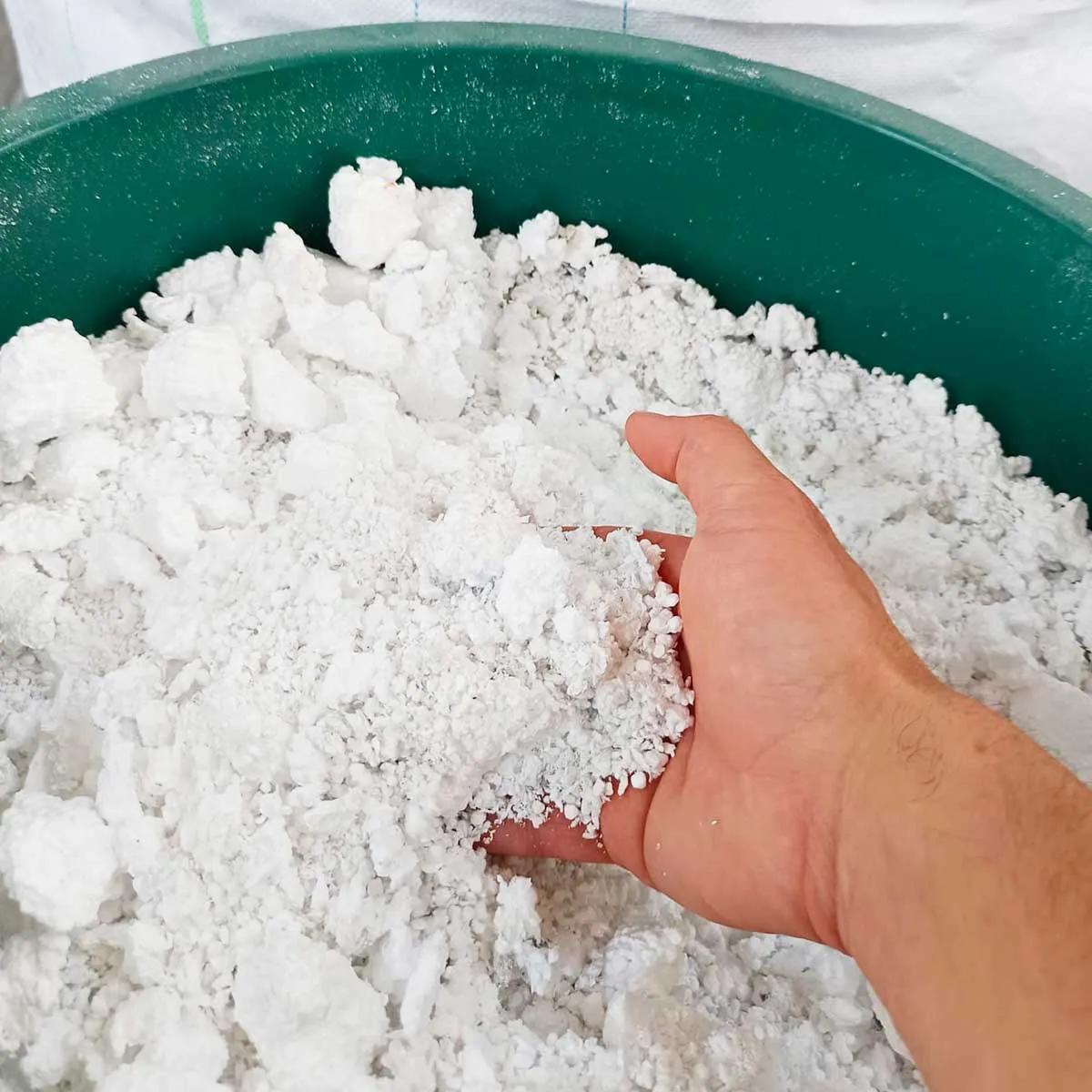 Net0Plastic - Design. Recover. Repeat. - Progetto R&S su recupero plastica da arredi imbottiti post-consumo. Fase 1-2: monomateriale Polimex.